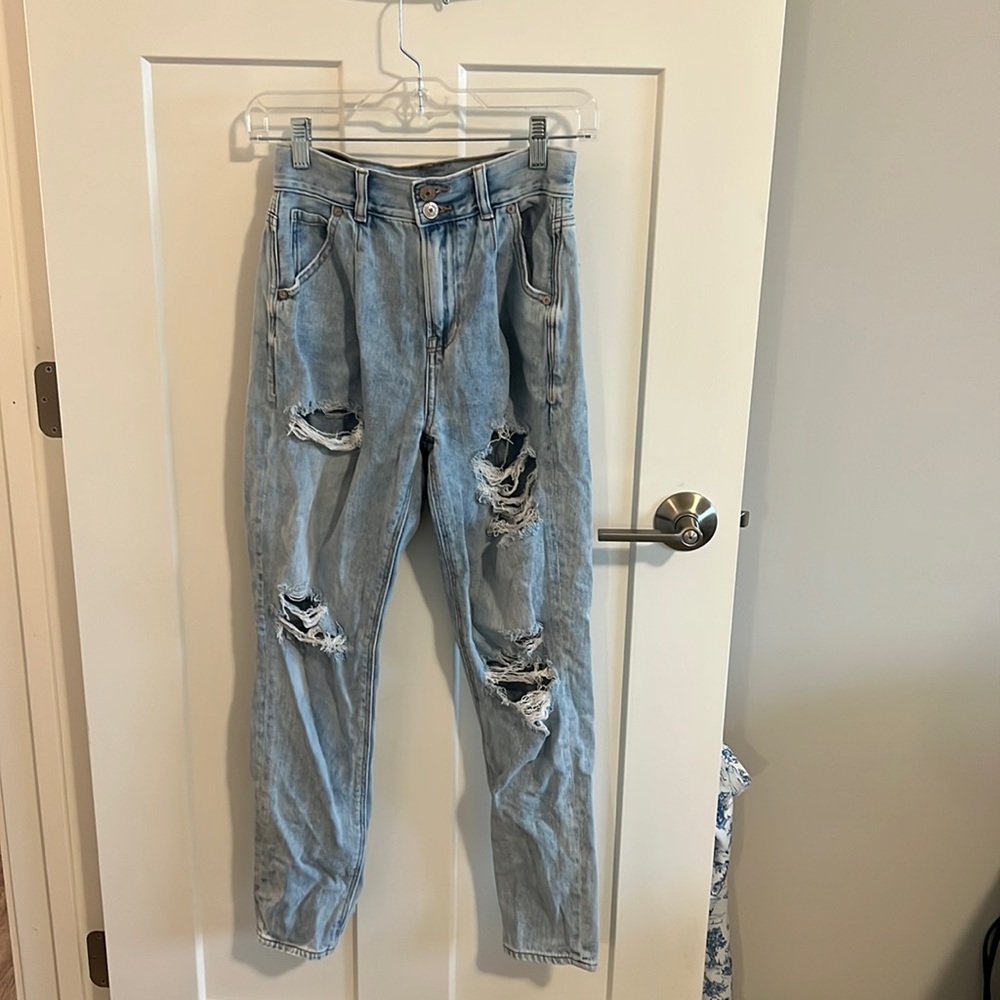 Distressed high waist American Eagle jeans- size 0